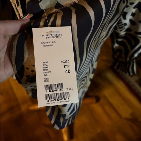 Vintage Escada‎ Italian Silk Blouse - Picture 8 of 16